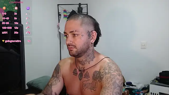 nicolastorres99 online show from December 23, 2025, 3:15 am