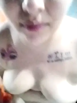 yelezia online show from October 5, 2025, 9:29 am