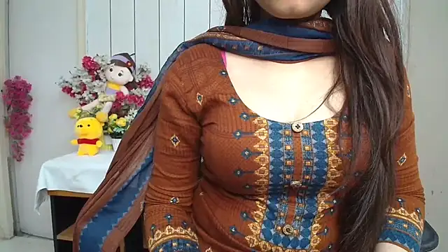 ruby100 online show from February 26, 2026, 5:39 am