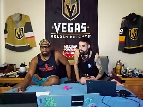 Snapshot of Str8ishVegasGuy chatting on September 20, 2025, 10:33 pm Str8ishVegasGuy online show from September 20, 2025, 10:33 pm