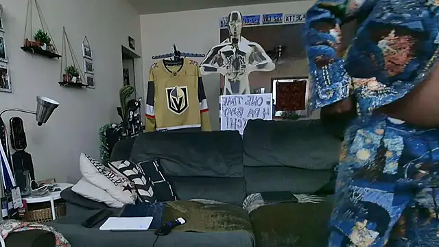 Snapshot of Str8ishVegasGuy chatting on October 20, 2025, 11:54 am Str8ishVegasGuy online show from October 20, 2025, 11:54 am