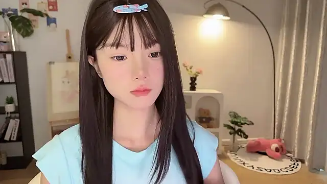 Momo-xx online show from September 25, 2025, 11:52 pm