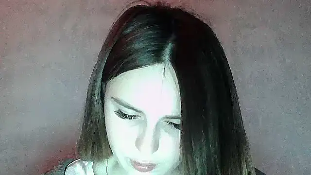 SweetLoraa online show from May 14, 2026, 6:37 pm