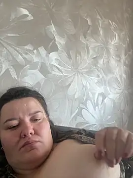 SunnyLeila2101 online show from September 11, 2025, 5:51 am