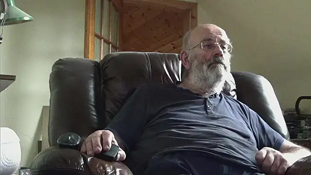 janzer13 online show from October 20, 2025, 1:44 pm