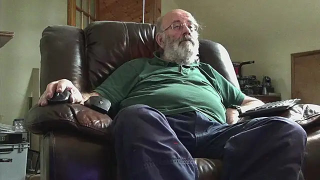 janzer13 online show from February 6, 2026, 2:09 pm