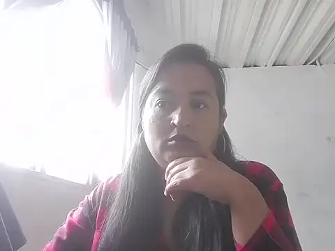 RosaPretty online show from October 5, 2025, 3:54 pm