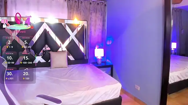 Snapshot of Emma_Petiite chatting on January 14, 2026, 7:08 pm Emma Petiite online show from January 14, 2026, 7:08 pm