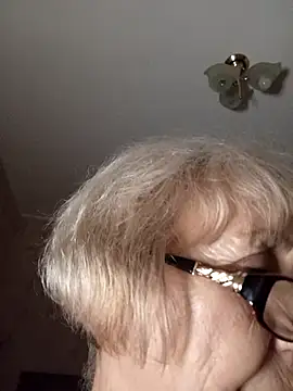 Anatolia5961 online show from November 17, 2025, 4:13 pm