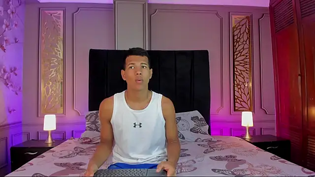 KingStark  online show from October 22, 2025, 11:21 am