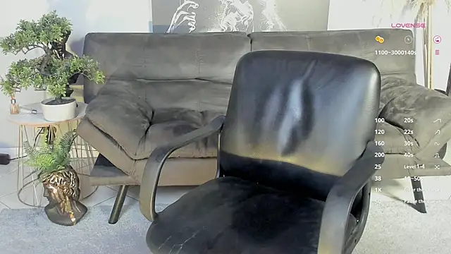 tomy scott online show from December 19, 2025, 3:02 am