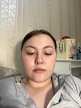 SunshineEmma online show from April 28, 2026, 11:10 pm