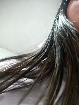 BellaRoux1 online show from September 12, 2025, 12:16 pm