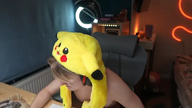 Serxyi online show from January 11, 2026, 3:17 pm