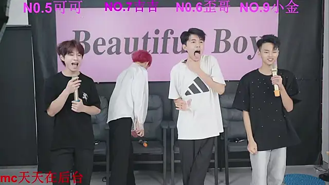 Beautifulboys-777 online show from September 22, 2025, 11:23 am