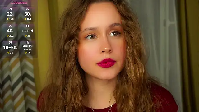 SusannaScholler online show from September 20, 2025, 5:14 pm