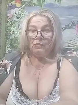 Snapshot of MargaritaSweet51 chatting on February 18, 2026, 11:44 pm MargaritaSweet51 online show from February 18, 2026, 11:44 pm