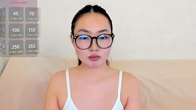 akino hen online show from October 15, 2025, 6:08 pm