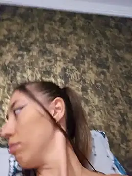 Virgin Pussy Horny online show from September 19, 2025, 3:45 pm