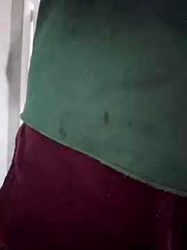 Virgin Pussy Horny online show from September 28, 2025, 9:25 am