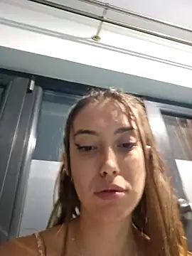 Virgin Pussy Horny online show from October 20, 2025, 5:35 pm