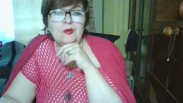 Snapshot of VeronicaGold511 chatting on October 8, 2025, 7:17 am VeronicaGold511 online show from October 8, 2025, 7:17 am