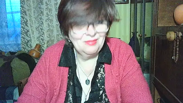 VeronicaGold511 online show from February 18, 2026, 4:52 am