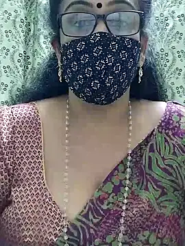 sweet-lotus online show from September 17, 2025, 5:03 pm