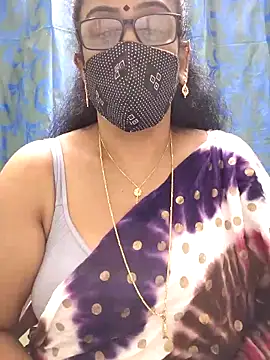 sweet-lotus online show from February 5, 2026, 10:47 pm