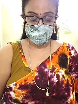 sweet-lotus online show from April 2, 2026, 5:27 am