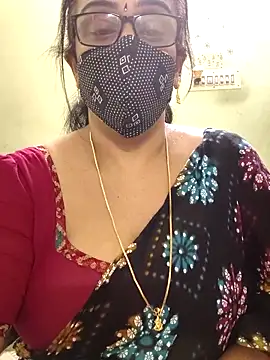 sweet-lotus online show from April 5, 2026, 1:41 pm