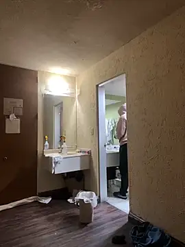 jrnice8tsix online show from March 10, 2026, 3:17 pm