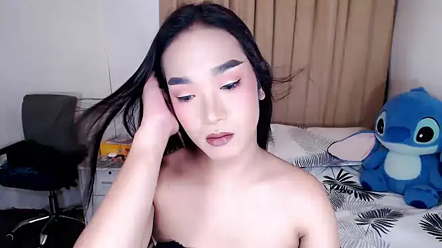 AsianHugeWildSaussage online show from June 17, 2026, 1:45 pm