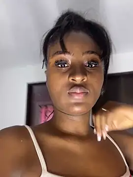 Snapshot of shantall_ebony1 chatting on June 11, 2026, 12:36 pm shantall ebony1 online show from June 11, 2026, 12:36 pm