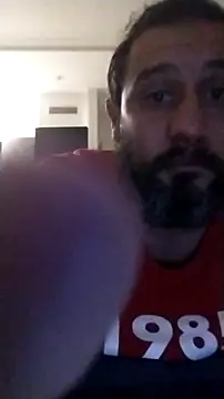 PearlingBunkbed online show from November 10, 2025, 6:12 am