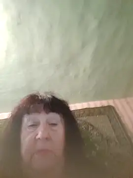 CrystalLime6411 online show from October 21, 2025, 10:05 am