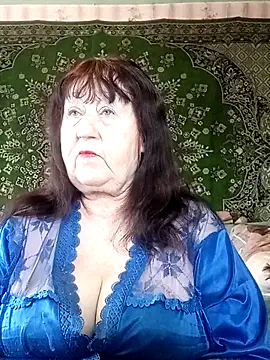 CrystalLime6411 online show from February 21, 2026, 6:58 am