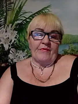 VioletSweet5566 online show from January 7, 2026, 5:59 pm