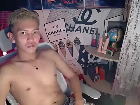 RalfAsian25 online show from April 9, 2026, 9:58 am