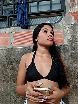 Little-Pussy-Sweet online show from September 18, 2025, 1:46 pm