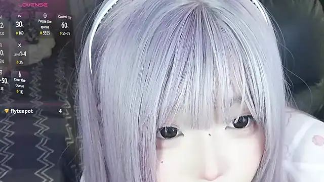 Snapshot of a5l2e0x chatting on November 16, 2025, 2:11 pm a5l2e0x online show from November 16, 2025, 2:11 pm