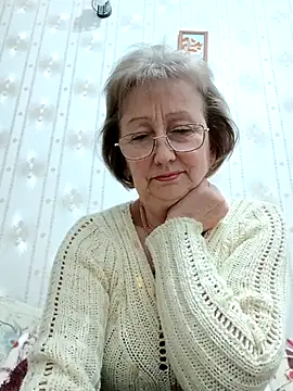 AlikaSwan5821 online show from February 9, 2026, 9:08 pm