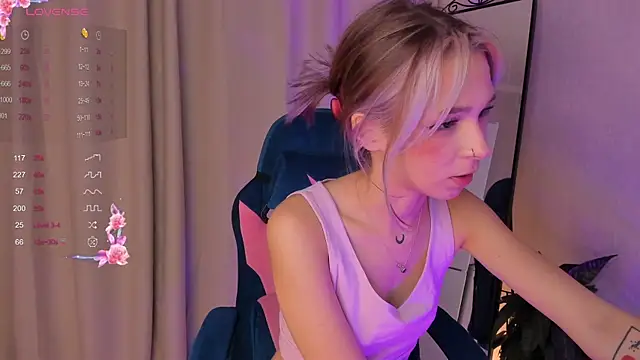 MiSeki online show from October 5, 2025, 6:28 pm