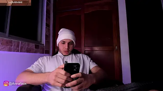 max valiant1 online show from January 13, 2026, 4:40 am