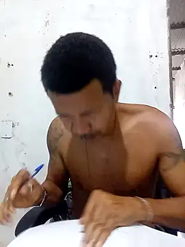 moreno25centimetro online show from April 22, 2026, 12:18 pm