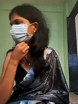 Shivani2002 online show from January 13, 2026, 2:06 am