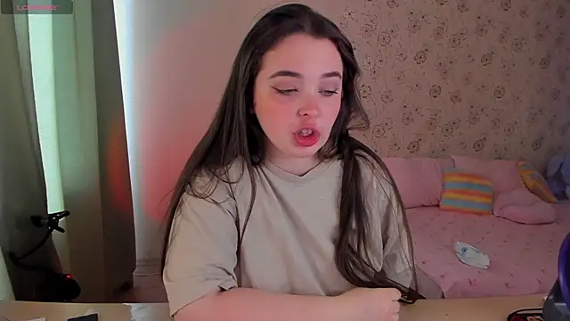 Alice next door online show from April 18, 2026, 11:14 am