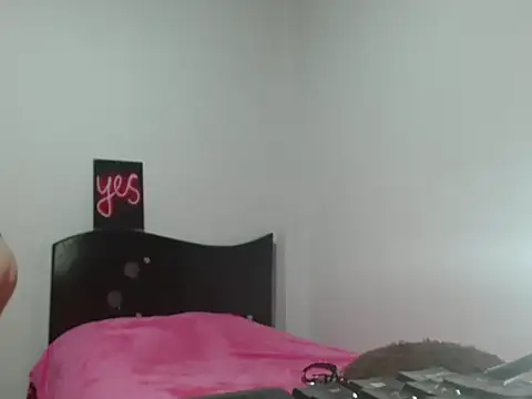 Snapshot of yarafuckass chatting on January 31, 2026, 8:29 pm yarafuckass online show from January 31, 2026, 8:29 pm