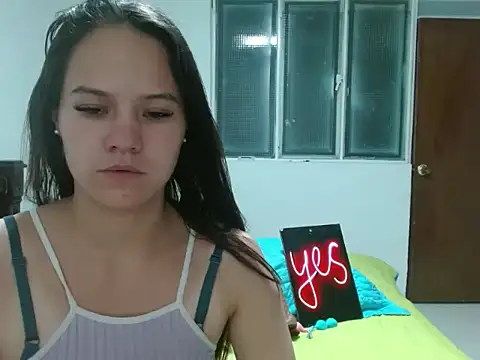 Snapshot of yarafuckass chatting on April 15, 2026, 2:51 am yarafuckass online show from April 15, 2026, 2:51 am