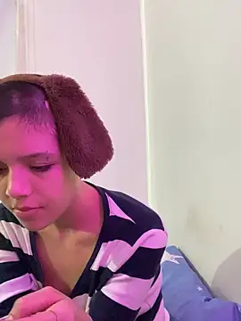 MorganKink online show from October 2, 2025, 9:00 pm